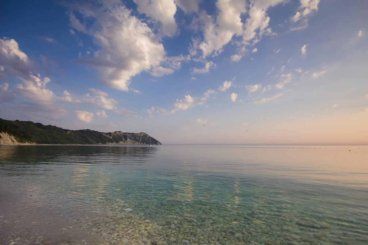 Seebay Hotel Ankona Zewnętrze zdjęcie